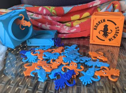 Kraken Stack'in - a squid shaped party game!