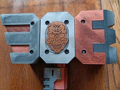 Thunder Hammer - Warhammer 40,000 Cosplay Prop