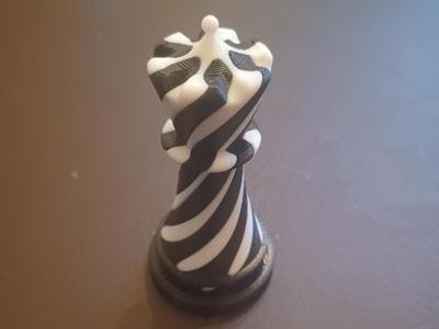 Spiral Passthrough Chess Queen