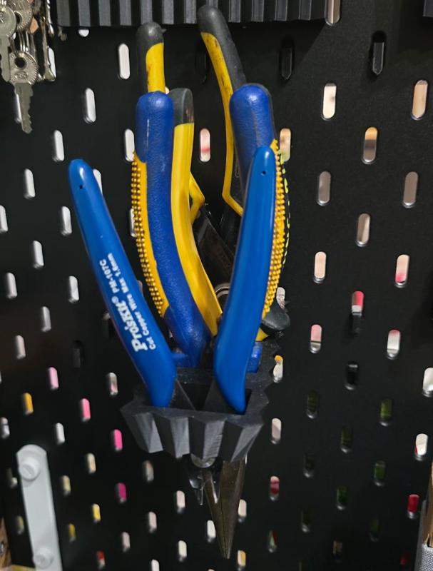 Skadis organizer for pliers, wire cutters and etc.