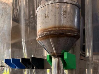 Pump Holder