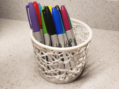 Voronoi Pen Holder