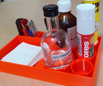 Utensilien- Box   