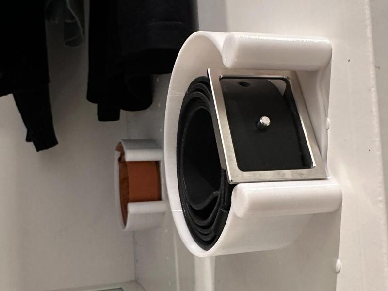 Belt holder for IKEA PAX wardrobe
