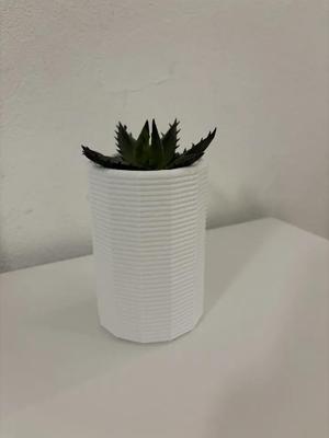 Faceted Vase – Modern Polygon Style Planter   
