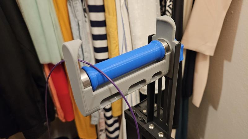Filament guide