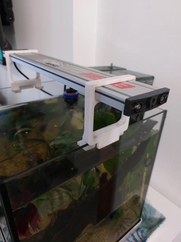 Aquarium Light Support