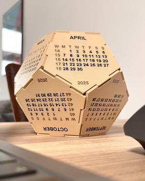 Dodecahedron calendar 2025