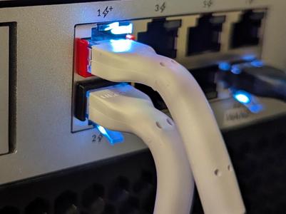 PatchPop - Color-Coding Clip for Network Cables