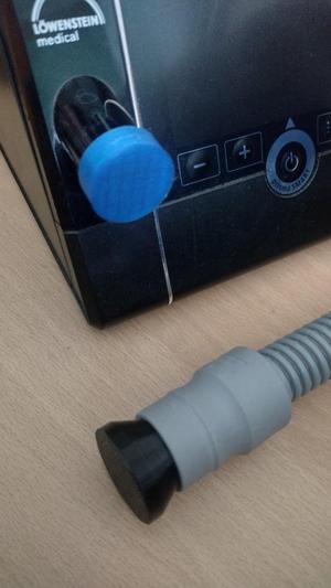 Sealing plug and lid for CPAP device and hose 22mm