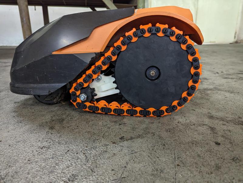 Chain Drive Worx Landroid Robot