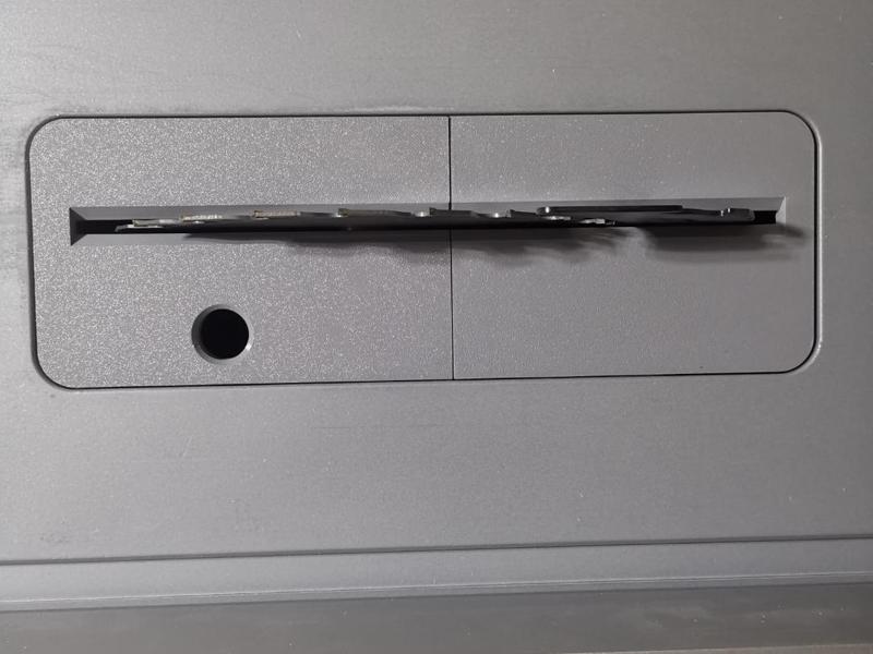 Bosch GTS 635-216 table saw insert plate