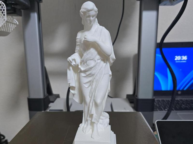 woman statue