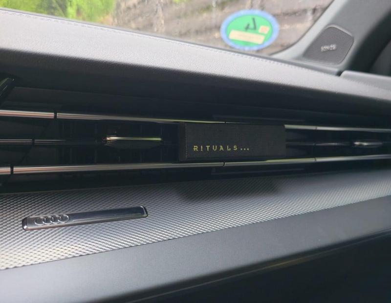 Audi AirClip Mount – Rituals Car Air Freshener Adapter for Horizontal Vents