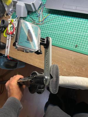 CRESSI speargun camera mounting device