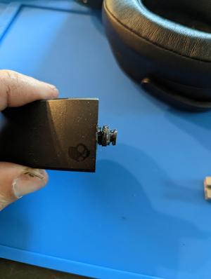 SkullCandy S6HCW Cordless Headphone Fix