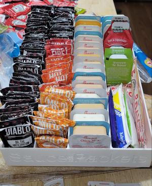 Sauce packet organizer