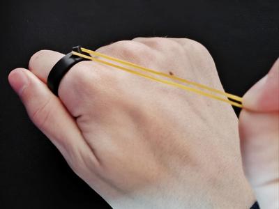 Ring Flinger – Lock. Aim. Fling!