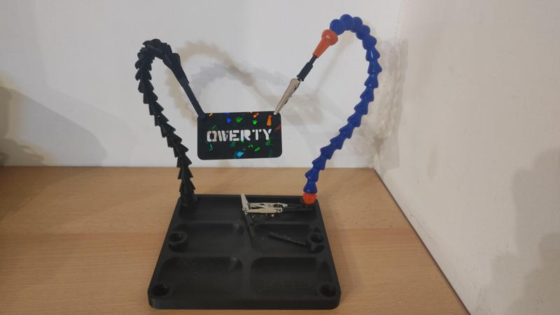 Helping Hand for Soldering (fully printed)