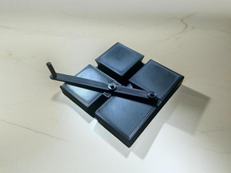 Sliding Puzzle Fidget Toy (Ellipsograph)