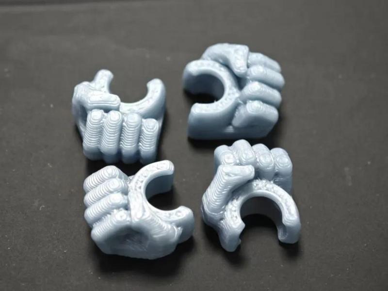 Dummy replacement clenched fist v1.0