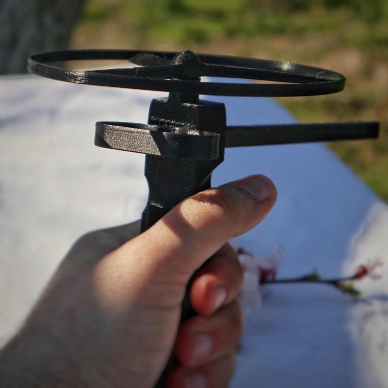 FLYING PROPELLER