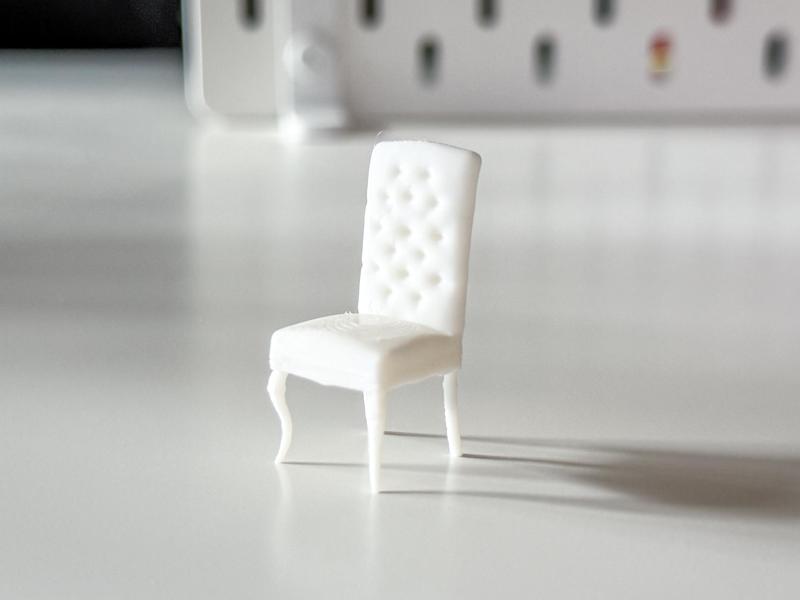 Miniature Chair for your Diorama / Doll House