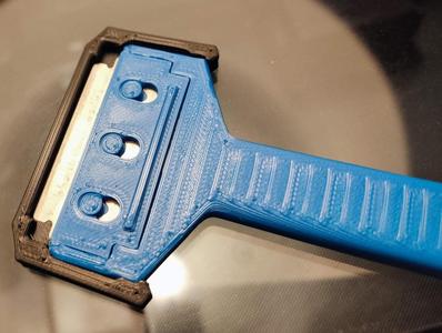 how_eee's razor scraper guard