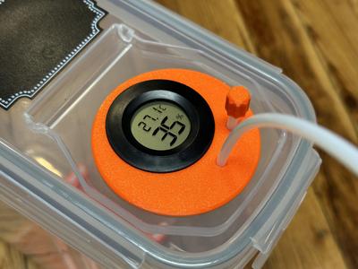 Drybox cap filler with hygrometer and PTFE tube connections