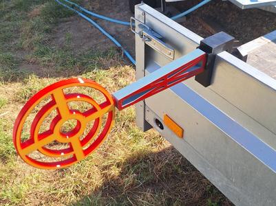 Extension target for trailer