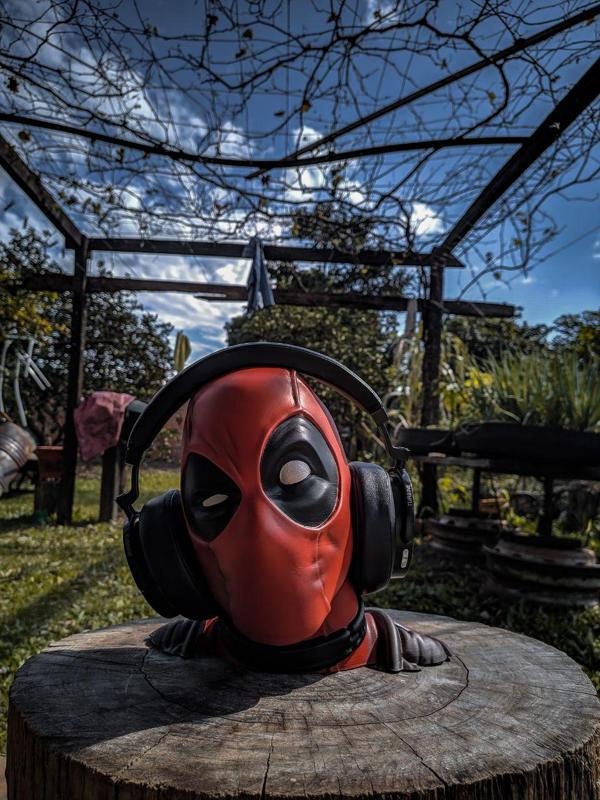 deadpool head 1:1 scale