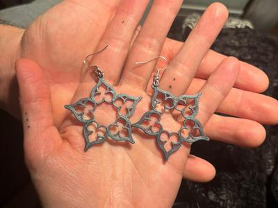 Cute Flower earrings Gothic inspired