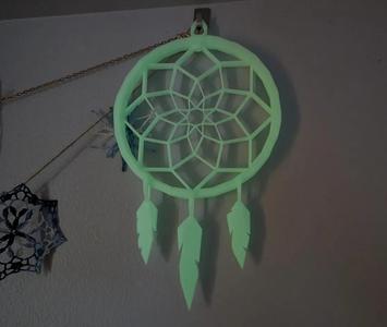 Geometric Dreamcatcher (With print in place feathers. Amazing with glow in the dark filament!)   