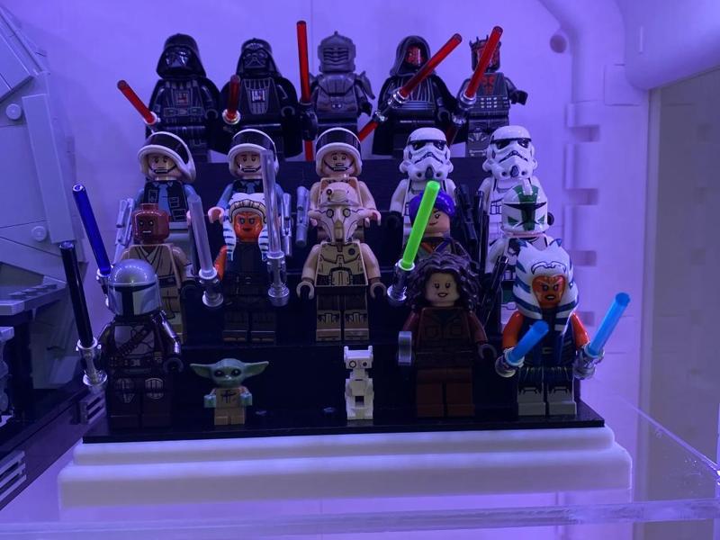 Mini Figures stand 