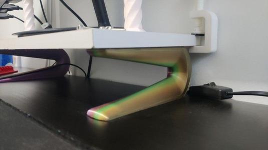 Monitor stand legs - space creators