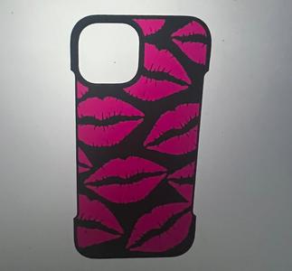 iPhone 13/14/15 pro/max Case with kissing lips 