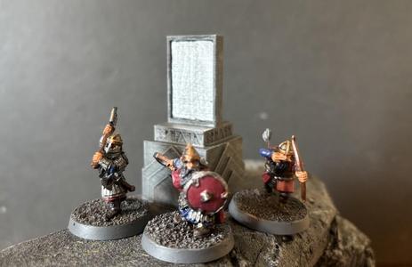 Dwarf Mirror / Dwarven Mirror 