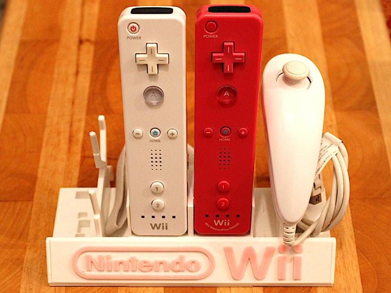 Nintendo Wii Controller Stand by schnurry | Easy Print Remix | Wiimote holder
