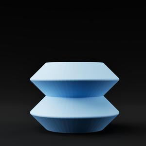 Auvia Vase