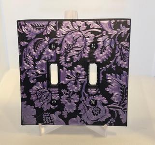 Wall Plate - Two Toggle (Size: Standard) - William Morris Pattern