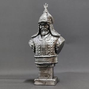 Admiral Yi sun-sin bust