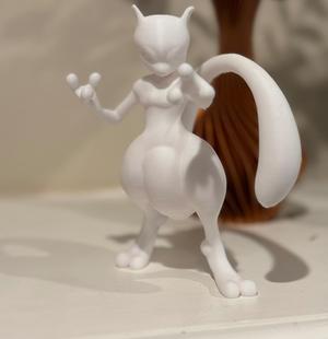 Mewtwo – Freestanding Model