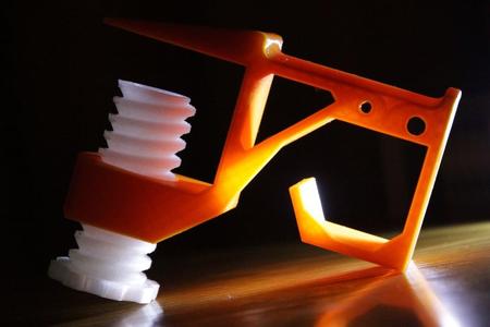 Monster Mouth Headphone Holder – Clampable 2020