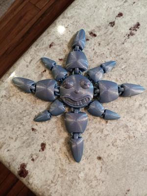Smiling Sun – flexi fidget toy – print in place