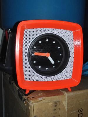 Mid-Century Modern Desk Clock revised dial hands