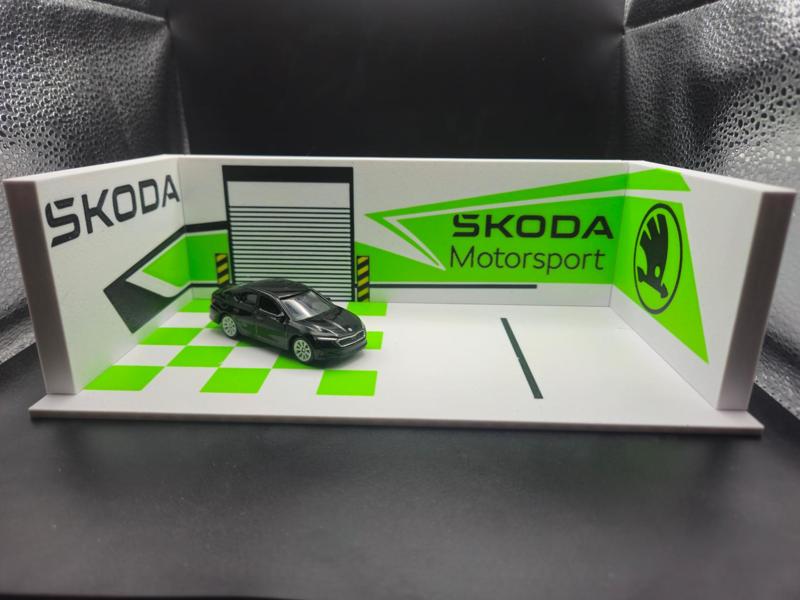 SKODA garage diorama