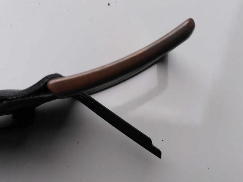 Belt pin