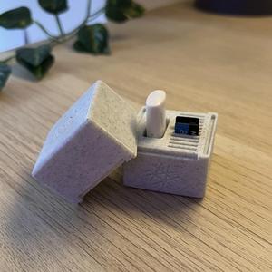 Micro SD/USB Port