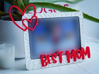 BEST MOM floral 4x6" photo frame/gift (NO AMS)