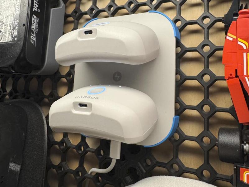 BOBOVR Battery Charger Mount - Multiboard
